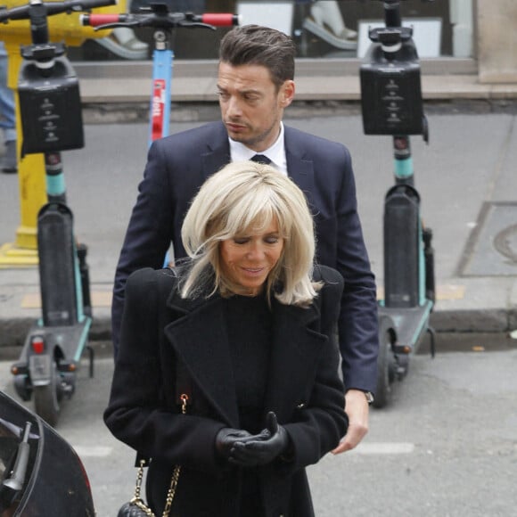 Exclusif - La première dame Brigitte Macron - Obsèques du pianiste américain Nicholas Angelich à l'Eglise Saint Roch à Paris, le 26 avril 2022.