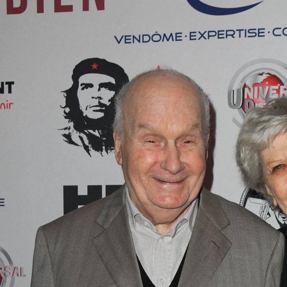 Michel Bouquet et sa femme Juliette Carré - Avant-première du film "Des gens bien" au cinéma Gaumont-Opéra à Paris le 2 avril 2019. © Coadic Guirec/Bestimage 