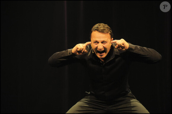 Arthur au théâtre de la Gaité Montparnasse dans son spectacle Arthur a la gaité ! Janvier 2010