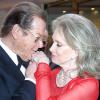 Roger Moore et sa femme Kristina Tholstrup lors des DIVA Awards à Munich le 26 janvier 2010