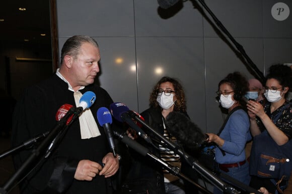 Maître Laurent Boguet, avocat de Joachim De Araujo, père de Maëlys, lors du verdict du procès en assises, à Grenoble, France, le 18 février 2022. Nordhal Lelandais est condamné à la réclusion criminelle à perpétuité assortie d'une peine de sûreté de 22 ans, par la cour d'Assises de Grenoble. © Pascal Fayolle/Bestimage 