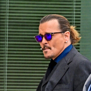 Johnny Depp arrive au tribunal de Fairfax, Virginie, Etats-Unis, le 21 avril 2022.