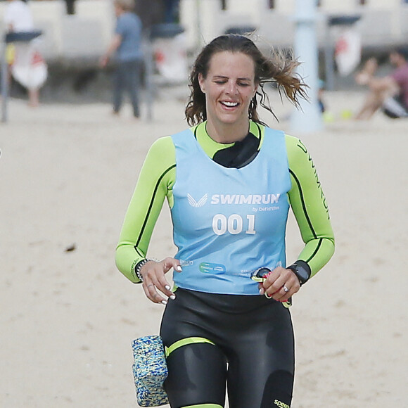 Exclusif - Laure Manaudou - La championne de natation L.Manaudou organise et lance la 1er édition de sa course, la "Swimrun" à Arcachon, France, le 23 juin 2019. Maintenant organisatrice de course avec son amie C.Gauzet, ancienne candidate de l'émission Koh-Lanta. Cette première édition de course et de nage était composée de 12 kilomètres de course dans le sable et 3 kilomètres de nage en mer. © Patrick Bernard/Bestimage  (no Web pour la Belgique et la Suisse) Exclusive - For Germany Call For Price - 1st edition of the race, "Swimrun", in Arcachon, France, on June 23, 2019. 