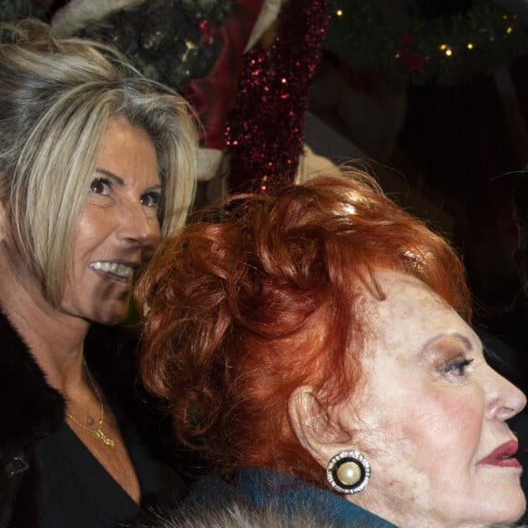 Régine et Alain Delon - 89e anniversaire de Régine au restaurant "La chope des Tuileries" à Paris, le 26 décembre 2018. © Pierre Perusseau/Bestimage