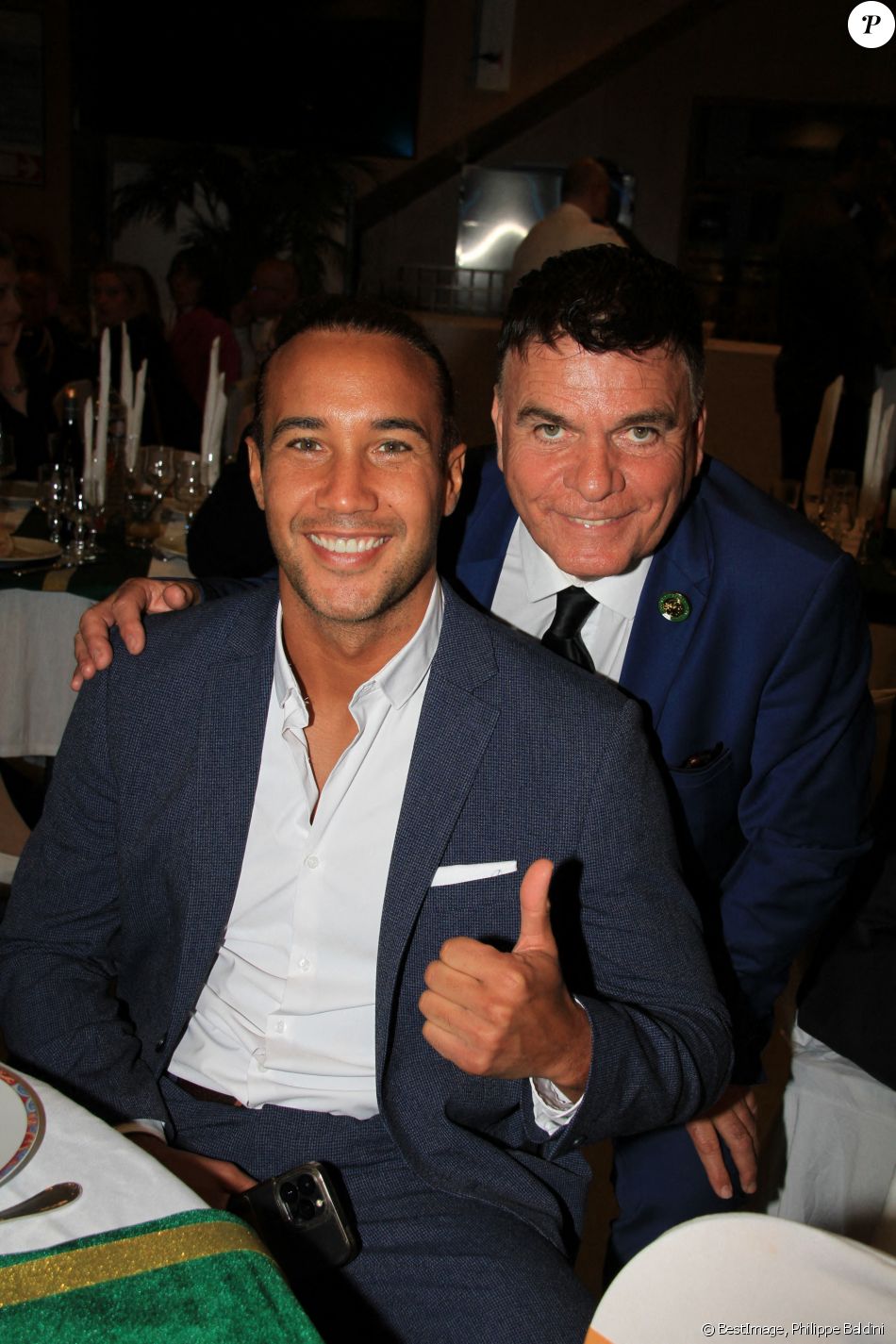 Dominique Damien Réhel En Couple Exclusif - Laurent maistret, Dominique-Damien Réhel - Repas de gala à  l'école de la rue du Général Niessel à Paris, le 1er mai 2022. La Société  d'encouragement - Purepeople