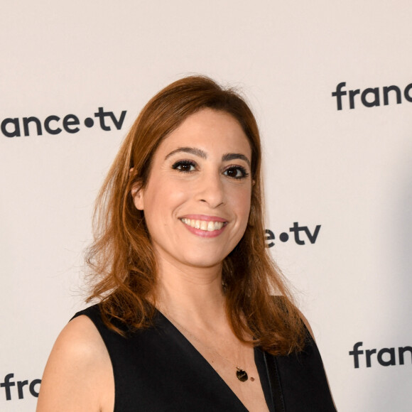 Léa Salamé au photocall de la conférence de presse de France 2 au théâtre Marigny à Paris le 18 juin 2019 © Coadic Guirec / Bestimage