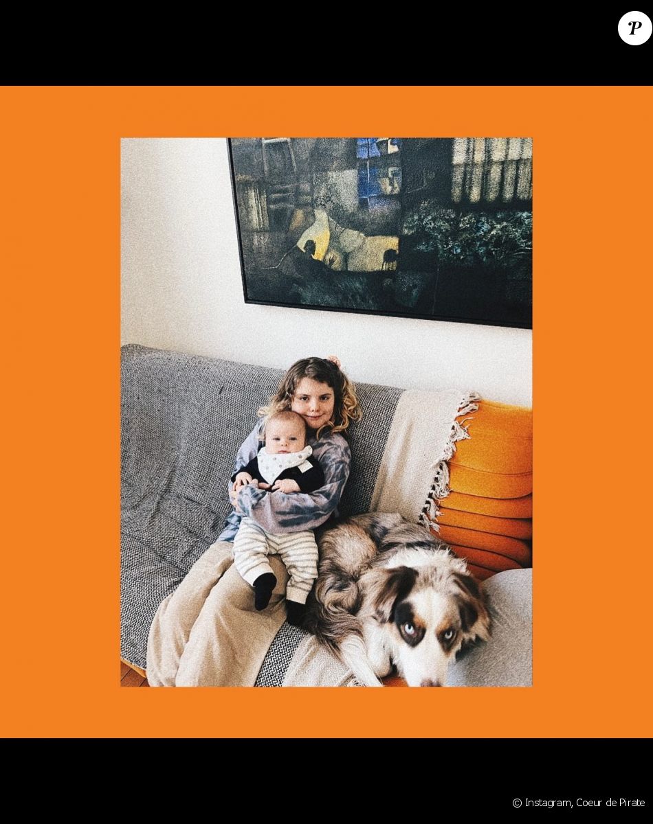 Coeur de Pirate et sa famille profitent du petit Arlo, né en janvier dernier. @ Instagram / Coeur de Pirate