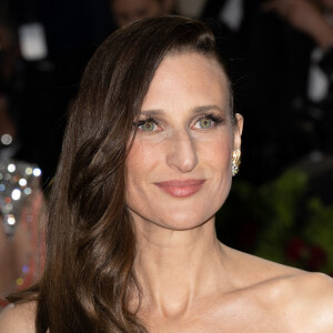 Camille Cottin au Met Gala, le 2 mai 2022 à New York