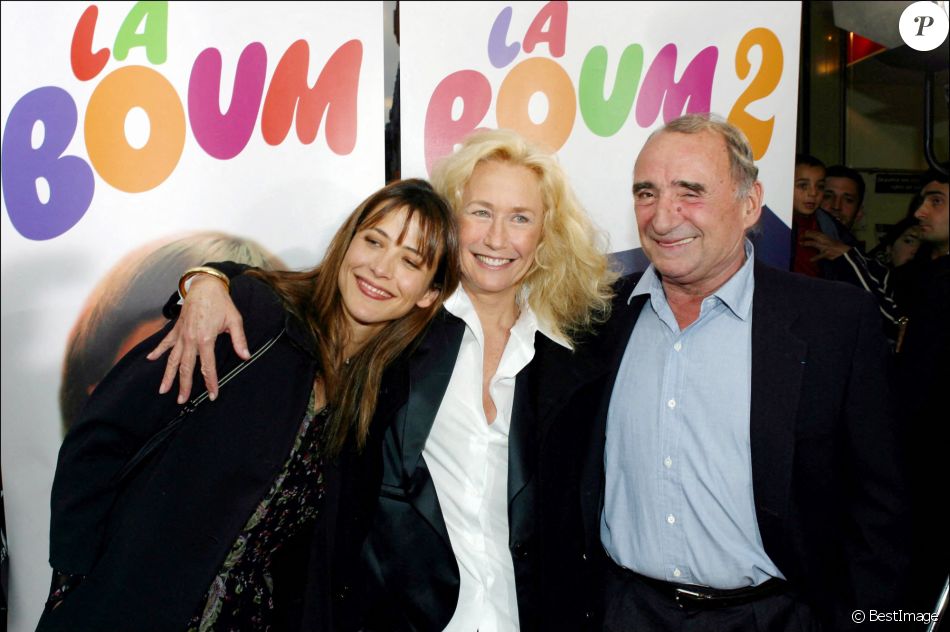 Sophie Marceau Brigitte Fossey Et Claude Brasseur Pour La Sortie Du Dvd La Boum Au Gaumont