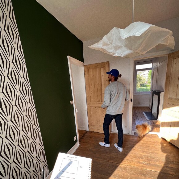 Camille Cerf et son chéri Théo Fleury ont acheté une maison ensemble ! @ Instagram / Camille Cerf
