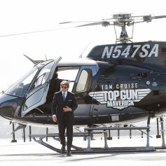Tom Cruise - Première du film "Top Gun : Maverick" au musée de l'USS Midway à San Diego en Californie. Le 4 mai 2022 