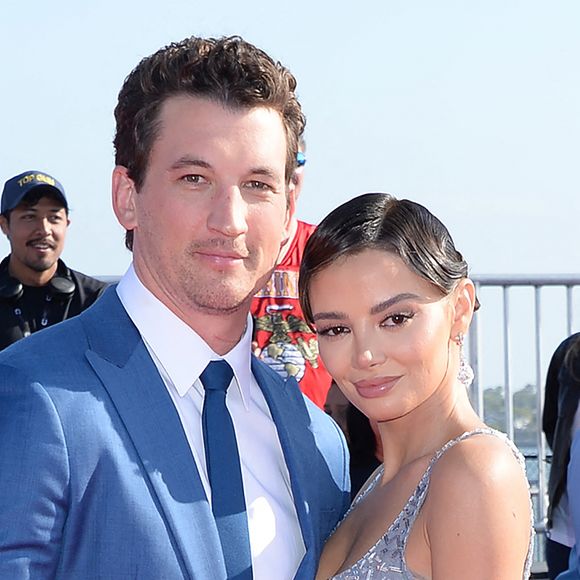Miles Teller et sa femme Keleigh Sperry - Première du film "Top Gun : Maverick" au musée de l'USS Midway à San Diego en Californie. Le 4 mai 2022 