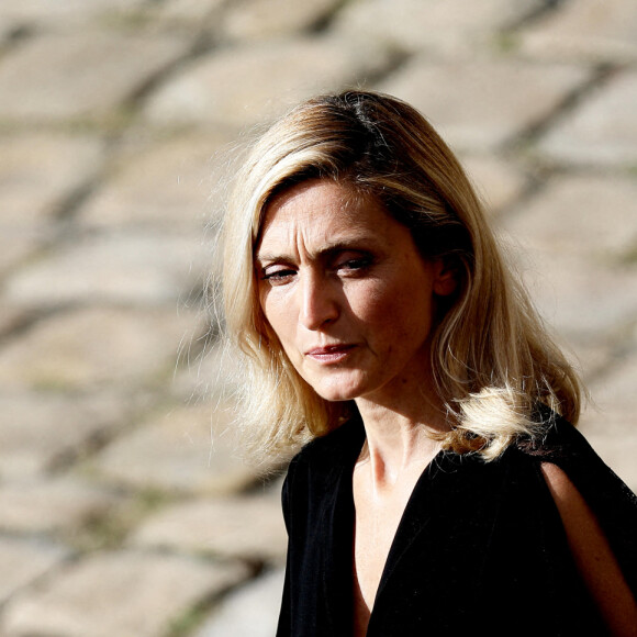 Julie Gayet lors de la cérémonie d'hommage national à Jean-Paul Belmondo à l'Hôtel des Invalides à Paris, France, le 9 septembre 2021. © Dominique Jacovides/Bestimage 