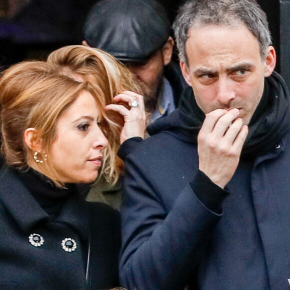 Léa Salamé et son compagnon Raphaël Glucksmann - Obsèques de Sébastien Demorand à la Coupole du crématorium du cimetière du Père-Lachaise à Paris, France.