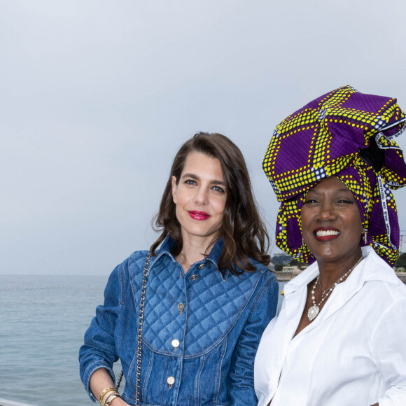 Charlotte Casiraghi et Khadja Nin - Défilé croisière Chanel au Monte Carlo Beach à Monaco, le 5 mai 2022. © Olivier Borde / Bestimage