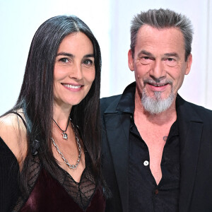 Exclusif - Florent Pagny et son épouse Azucena - Enregistrement de l'émisssion Vivement dimanche au studio Gabriel, presentée par Michel Drucker . Diffusion sur France 2 le 21 Novembre 2021 . © Guillaume Gaffiot / Bestimage