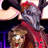 Mask Singer saison 3 - le Cerf démasqué, découvrez qui se cachait derrière le costume