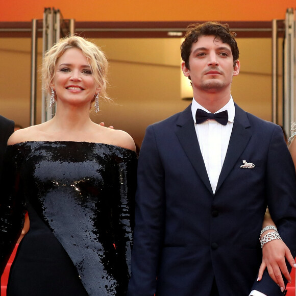 Niels Schneider, Virginie Efira - Montée des marches du film "Sibyl" lors du 72ème Festival International du Film de Cannes. Le 24 mai 2019 © Jacovides-Moreau / Bestimage 