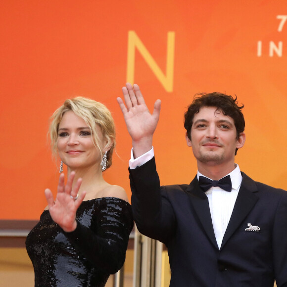 Niels Schneider, Virginie Efira - Montée des marches du film "Sibyl" lors du 72ème Festival International du Film de Cannes. Le 24 mai 2019 © Jacovides-Moreau / Bestimage 