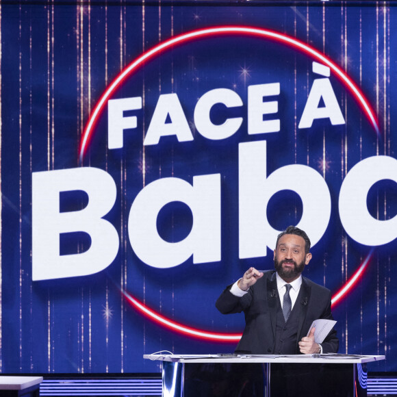 Exclusif - Cyril Hanouna sur le plateau de l'émission Face à Baba, présentée par C.Hanouna en direct sur C8 - Paris le 16/03/2022 - © Jack Tribeca / Bestimage 