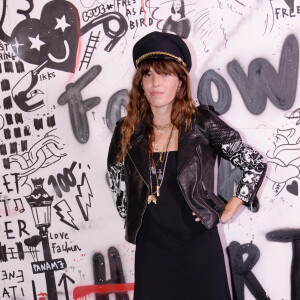 Exclusif - Lou Doillon - Personnalités à la soirée de présentation de la nouvelle plateforme de marque "Génération IKKS" et de la première capsule iconique "La Leather Story" sur les toits de la capitale, rue d'Abbeville, à Paris. Le 8 septembre 2021 © Rachid Bellak / Bestimage 