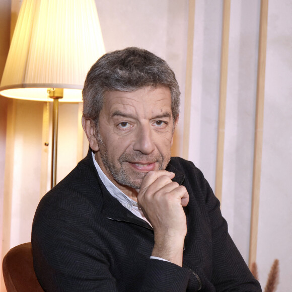 Exclusif - Le docteur Michel Cymes lors de l'enregistrement de l'émission "Chez Jordan" à Paris le 8 avril 2022. © Cédric Perrin/Bestimage