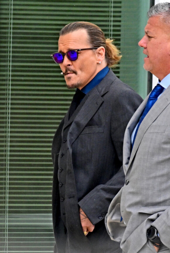 Johnny Depp arrive au tribunal de Fairfax, Virginie, Etats-Unis, le 21 avril 2022.