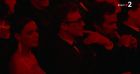 Vincent Delerm reprend "Que je t'aime" de Johnny Hallyday et fait chanter la salle du Palais des Festivals