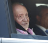 L'ancien roi Juan Carlos I opéré à coeur ouvert pour un triple pontage à 81 ans sort de l'hôpital à Madrid, le 31 août 2019