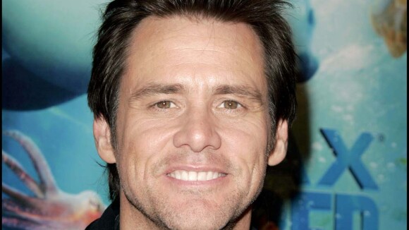 Regardez Jim Carrey faire son numéro de charme... à Claire Chazal !