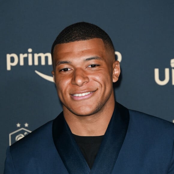 Kylian Mbappé - Photocall de la cérémonie des Trophées UNFP 2022 au Pavillon Gabriel à Paris le 15 mai 2022. © Coadic Guirec/Bestimage