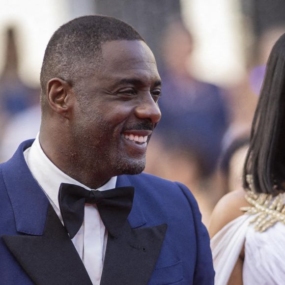 Idris Elba et sa femme Sabrina - Montée des marches du film " Three Thousand Years of Longing (3000 ans à t'attendre) " lors du 75ème Festival International du Film de Cannes. Le 20 mai 2022 © Cyril Moreau / Bestimage 