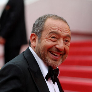 Patrick Timsit - Montée des marches du film "Les Amandiers" lors du 75e Festival de Cannes. Le 22 mai 2022. © Dominique Jacovides / Bestimage