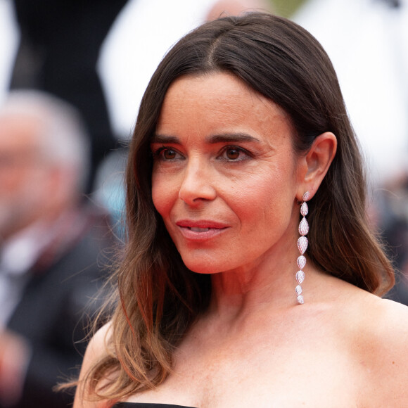 Elodie Bouchez - Montée des marches du film "Les Amandiers" lors du 75e Festival de Cannes. Le 22 mai 2022. © Olivier Borde / Bestimage