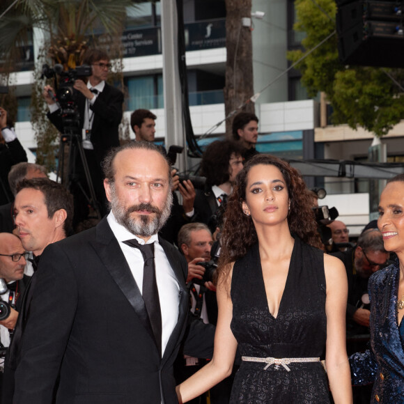 Vincent Perez, Karine Silla et leur fille Iman Perez - Montée des marches du film "Les Amandiers" lors du 75e Festival de Cannes. Le 22 mai 2022. © Cyril Moreau / Bestimage