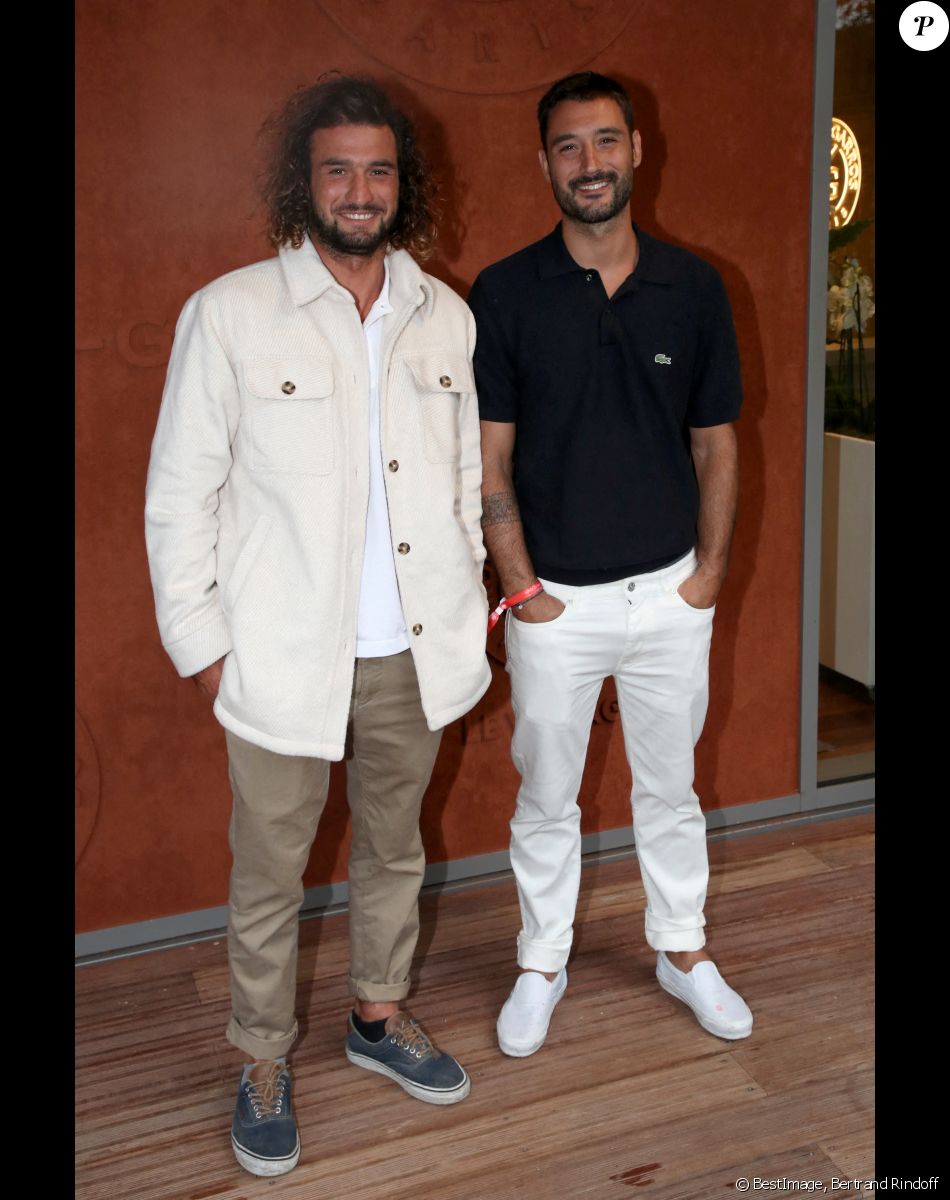 Lucas Frérot et son frère Jérémy Frérot au village (Jour 2) lors des Internationaux de France de Tennis de Roland Garros 2022, à Paris, France, le 23 mai 2022. © Bertrand Rindoff/Bestimage