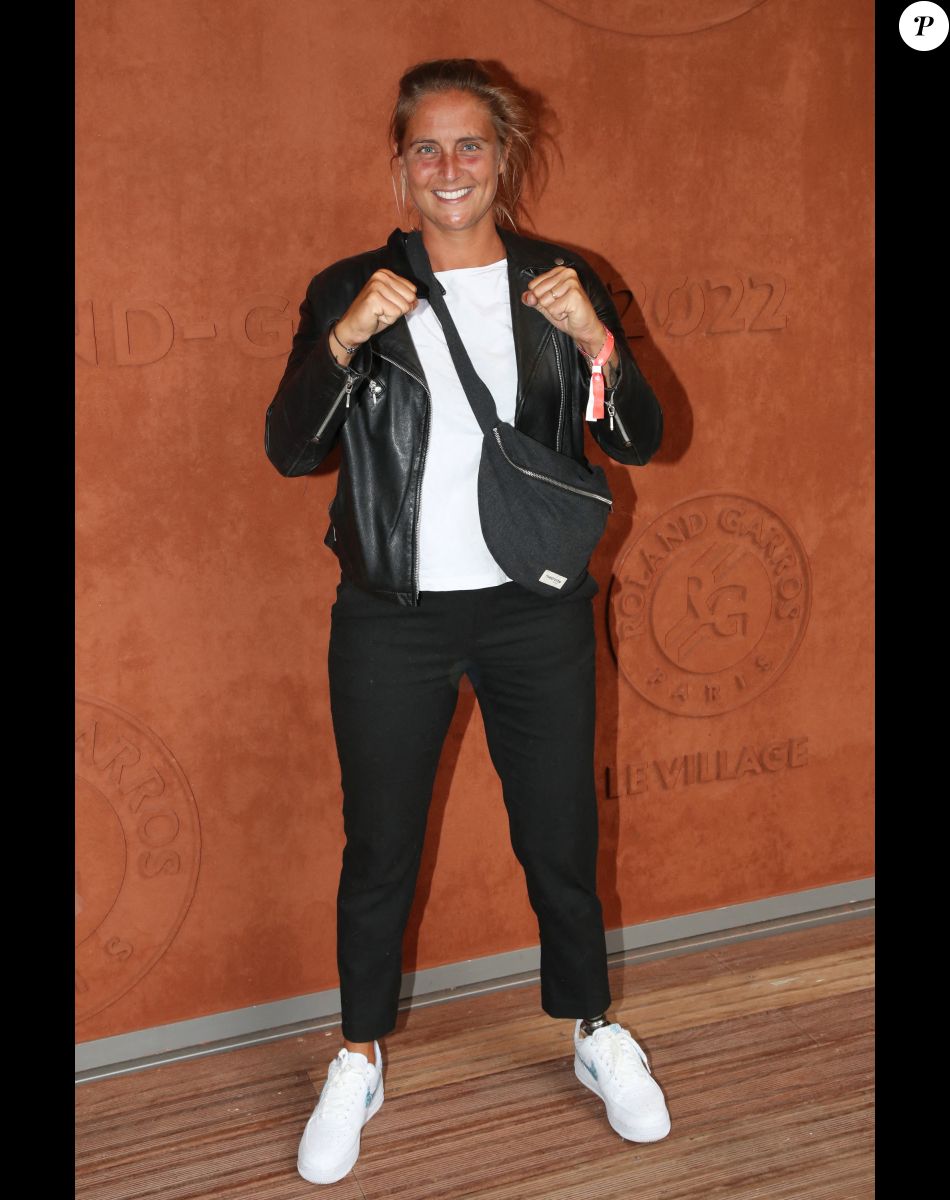 Pauline Déroulède (joueuse de tennis en fauteuil) au village (Jour 2) lors des Internationaux de France de Tennis de Roland Garros 2022, à Paris, France, le 23 mai 2022. © Bertrand Rindoff/Bestimage