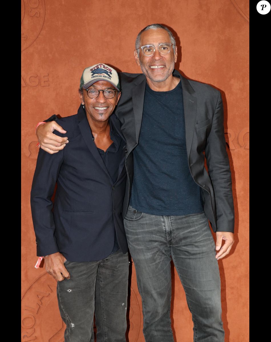Manu Katché et Richard Dacoury au village (Jour 2) lors des Internationaux de France de Tennis de Roland Garros 2022, à Paris, France, le 23 mai 2022. © Bertrand Rindoff/Bestimage