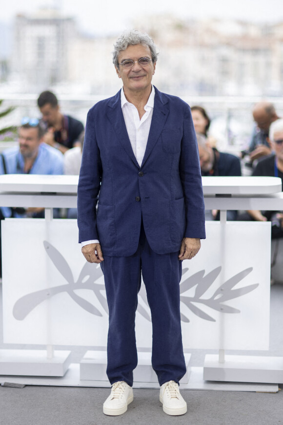 Le réalisateur Mario Martone - Photocall du film "Nostalgia" lors du 75e Festival International du Film de Cannes, le 25 mai 2022. © Cyril Moreau / Bestimage