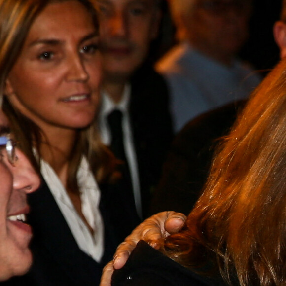 Carla Bruni-Sarkozy, son mari Nicolas Sarkozy, Sylvain Berrios- Carla Bruni-Sarkozy assiste au meeting de son mari Nicolas Sarkozy à Saint-Maur-des-Fossés le 14 novembre 2016. 