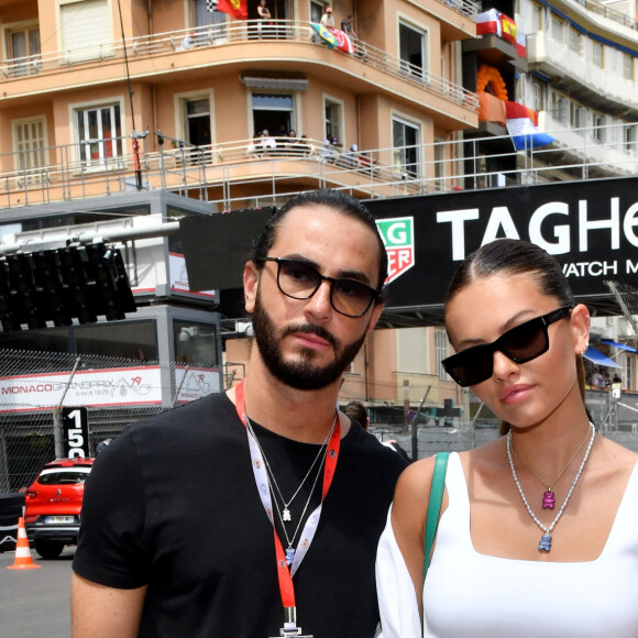 Thylane Blondeau et son fiancé Benjamin Attal lors du Grand Prix de Monaco 2022 de F1, à Monaco, le 29 mai 2022. © Bruno Bebert/Bestimage 