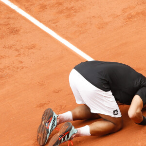 Jo-Wilfried Tsonga (FRA) - Emotion à l'issue de son dernier match de tennis au court Philippe-Chatrier aux Internationaux de France de tennis de Roland Garros à Paris, France, le 24 mai 2022. © Michael Baucher/Panoramic/Bestimage 