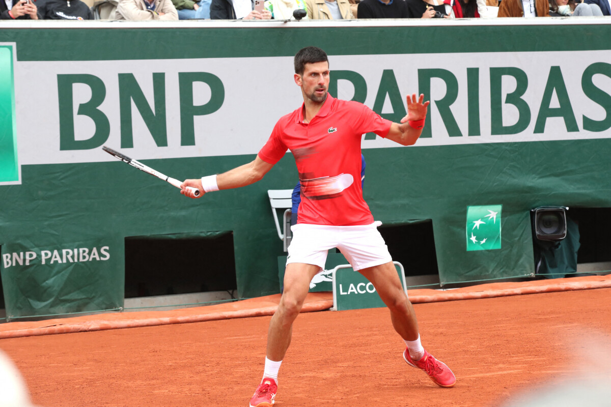 Photo : Novak Djokovic joue son match en tribune (Jour 8) lors des