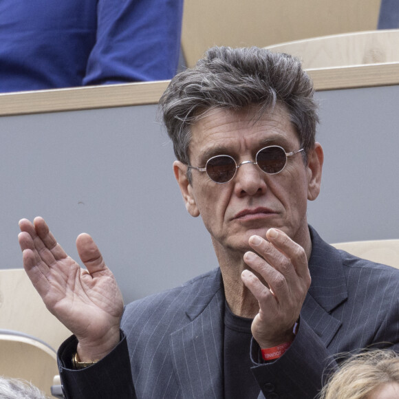 Marc Lavoine - Célébrités dans les tribunes des internationaux de France de Roland Garros à Paris le 31 mai 2022. © Cyril Moreau - Dominique Jacovides/Bestimage 