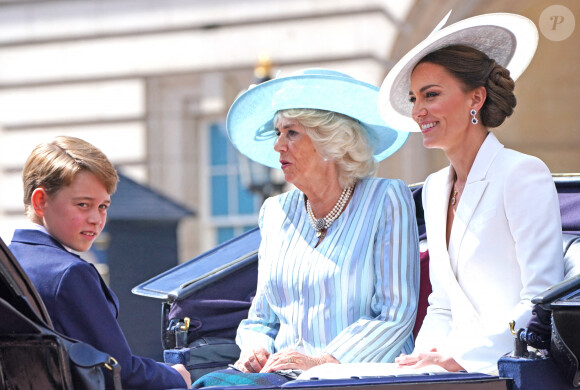 Le prince George, Kate Middleton, Camilla Parker Bowles - Parade militaire "Trooping the Colour" dans le cadre de la célébration du jubilé de platine de la reine Elizabeth II à Londres, le 2 juin 2022.