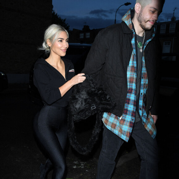 Kim Kardashian et son compagnon Pete Davidson sont de sortie à Londres, le 30 mai 2022. 