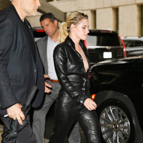 Kristen Stewart à la sortie de la première du film "Crimes of the Future (les crimes du futur)"