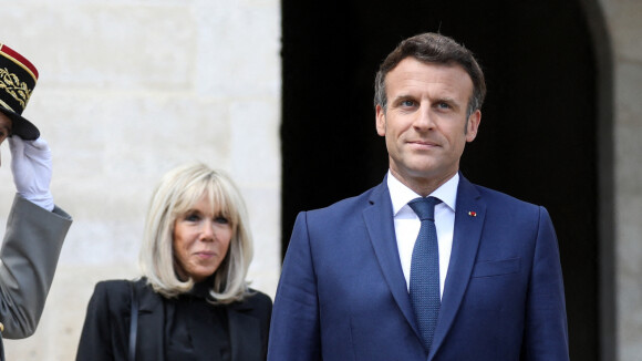 Brigitte Macron affectée par les absences d'Emmanuel : cette attention intime dévoilée