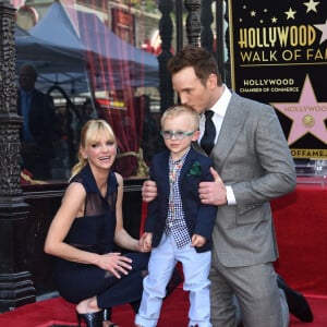 Chris Pratt avec sa femme Anna Faris et leur fils Jack - Chris Pratt reçoit son étoile sur le Walk of Fame à Hollywood le 21 avril 2017. 