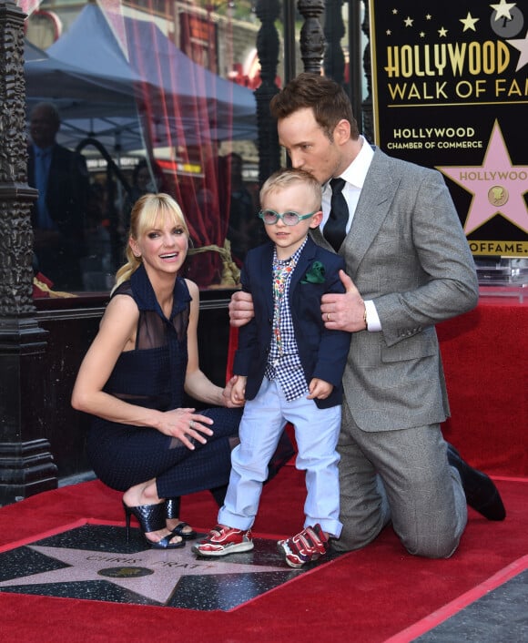 Chris Pratt avec sa femme Anna Faris et leur fils Jack - Chris Pratt reçoit son étoile sur le Walk of Fame à Hollywood le 21 avril 2017. 